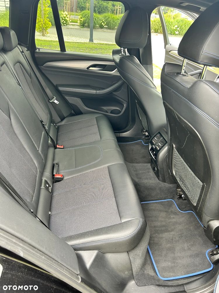 BMW X3 xDrive20d - 26