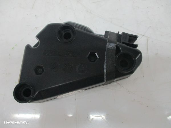 Amplificador Som Volkswagen Golf V (1K1) - 3