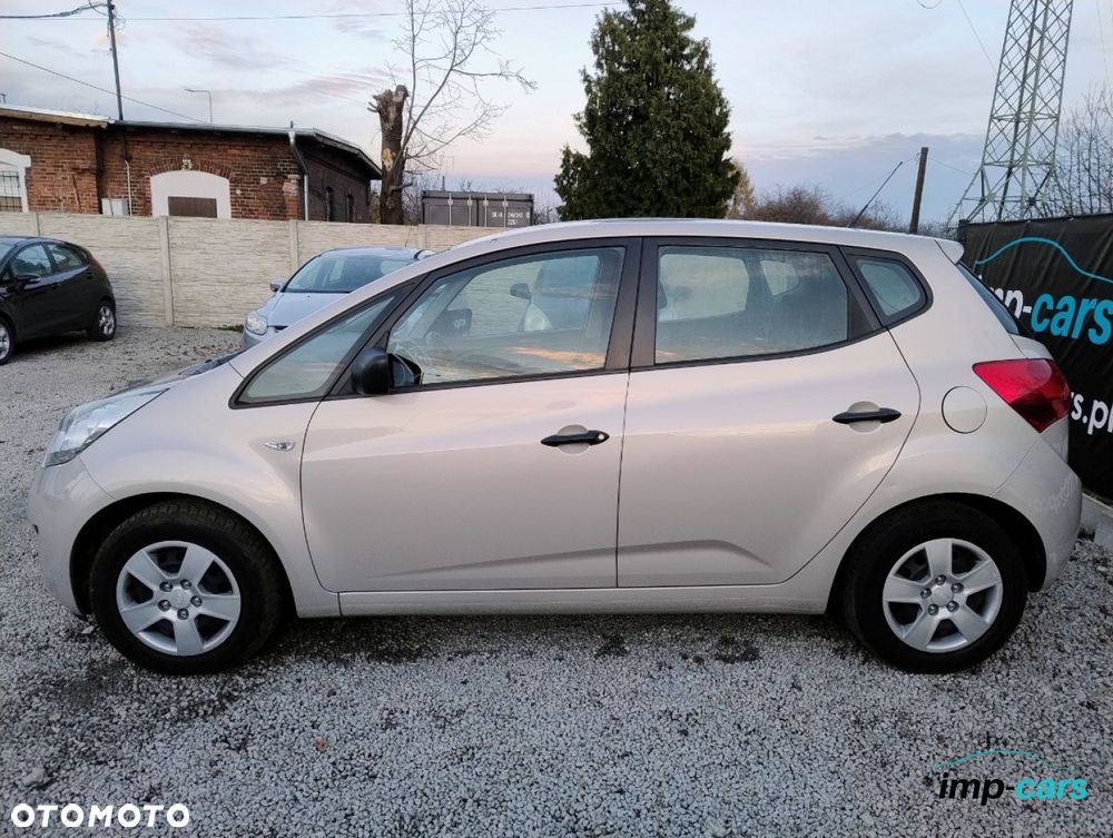 Kia Venga - 2