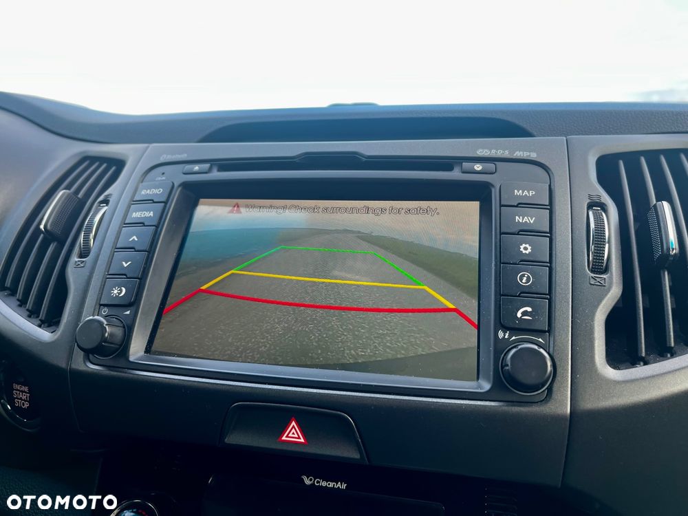 Kia Sportage 2.0 CRDI 4WD Automatik Spirit - 9