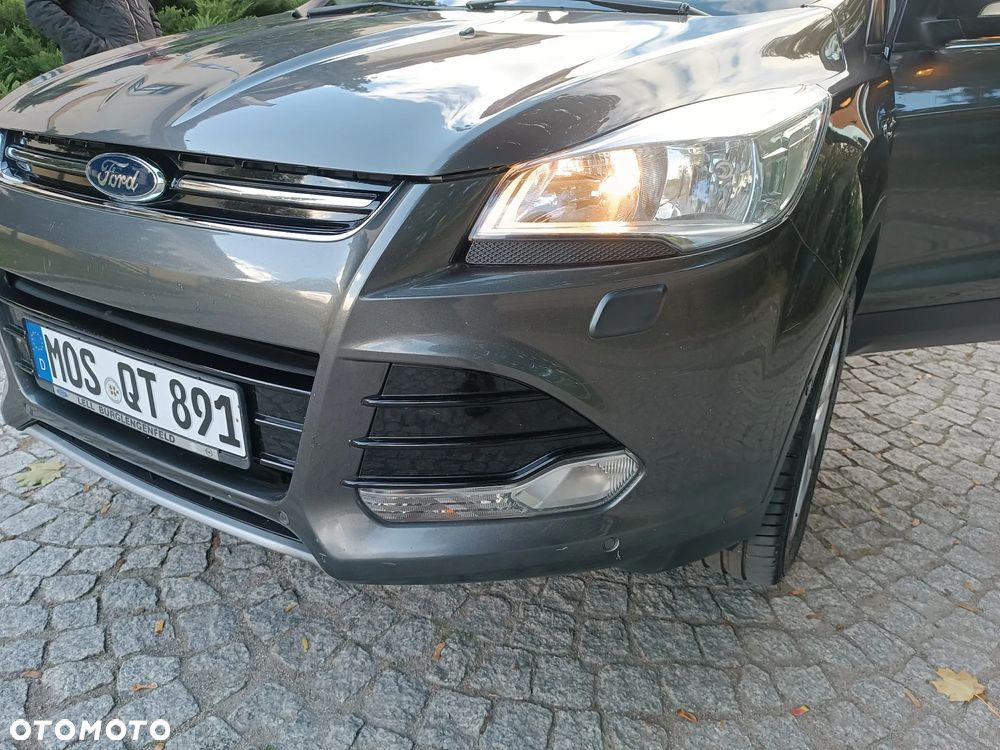 Ford Kuga 2.0 TDCi 4WD Titanium Plus - 3