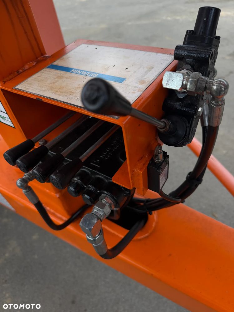 Nifty 170 HAC Zwyżka koszowa 17 metrów Podnośnik. jak Nowa z salonu 2016rok. PRĄD 230v. 4sekcje sterowania na dole Nowy model! Z komuny Norweskiej. Używana była 1 raz do roku. Serwisowana w DEKRA do końca  OKAZJA. Zwyżka Obrotowa. Poziomowanie kosza. Pełna Hydraulika. - 37