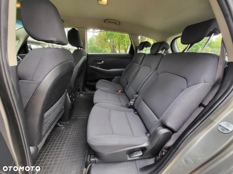 Kia Carens 1.6 GDI M - 20