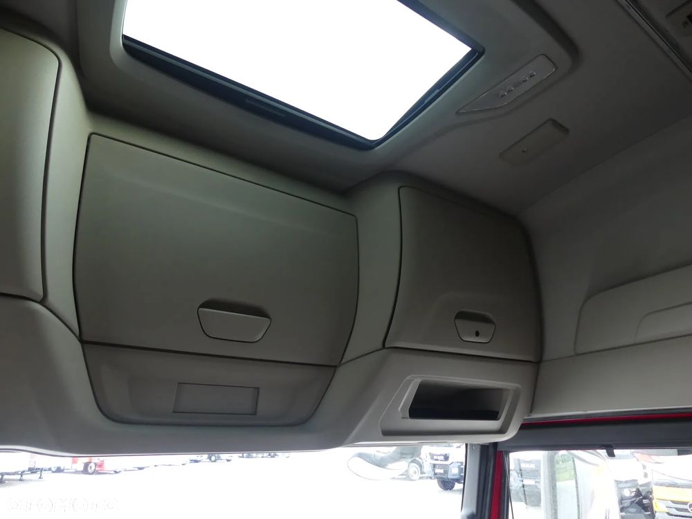 Iveco S WAY 460 / EURO 6 / NISKI PRZEBIEG / STANDARD / - 31