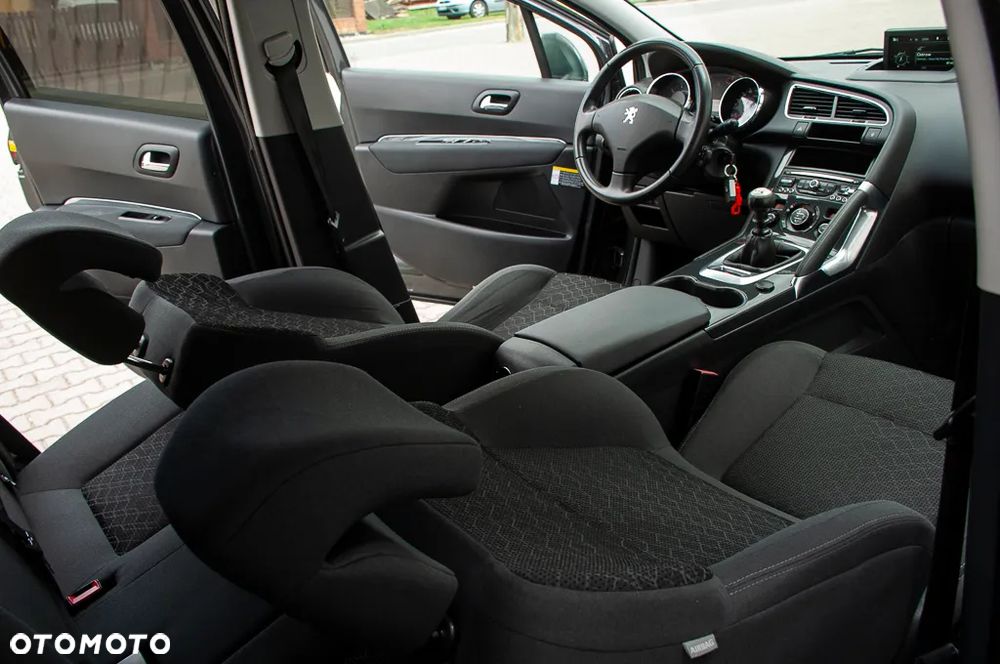 Peugeot 3008 PureTech 130 Style - 24