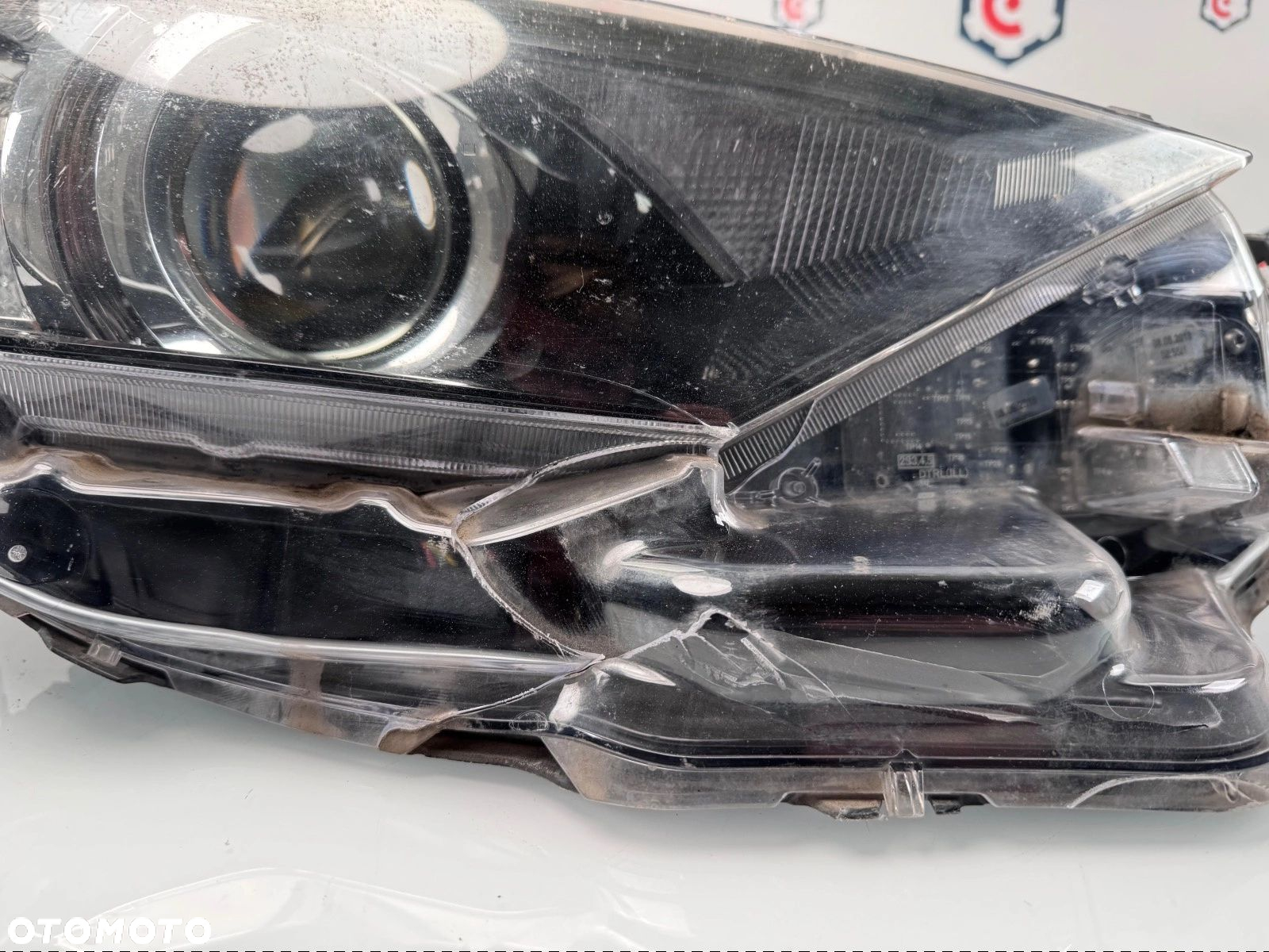 LAMPA PRAWA PRZÓD TOYOTA AURIS II LIFT LED - 6