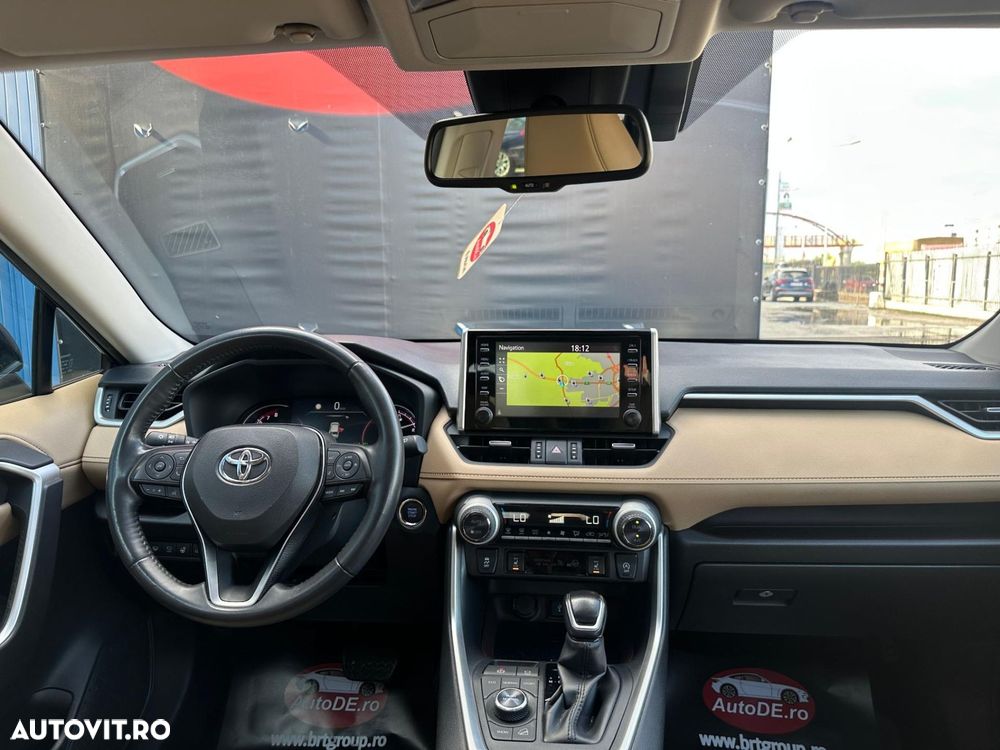 Toyota RAV4 - 7