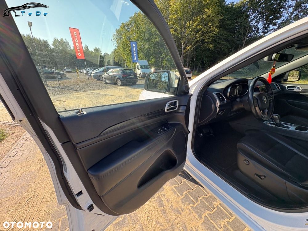 Jeep Grand Cherokee 3.6 V6 Overland - 26