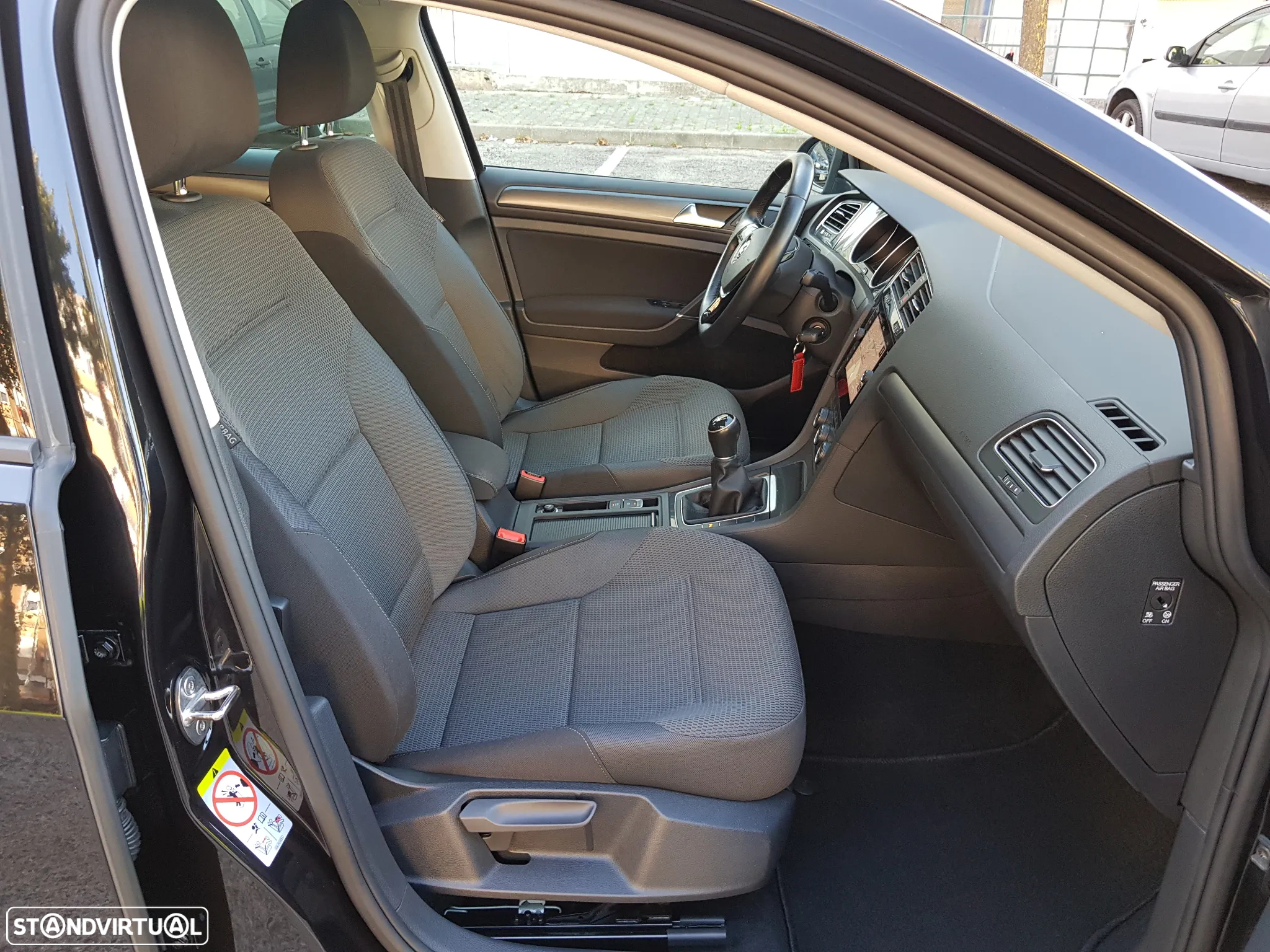 VW Golf Variant 1.6 TDi Confortline - 34