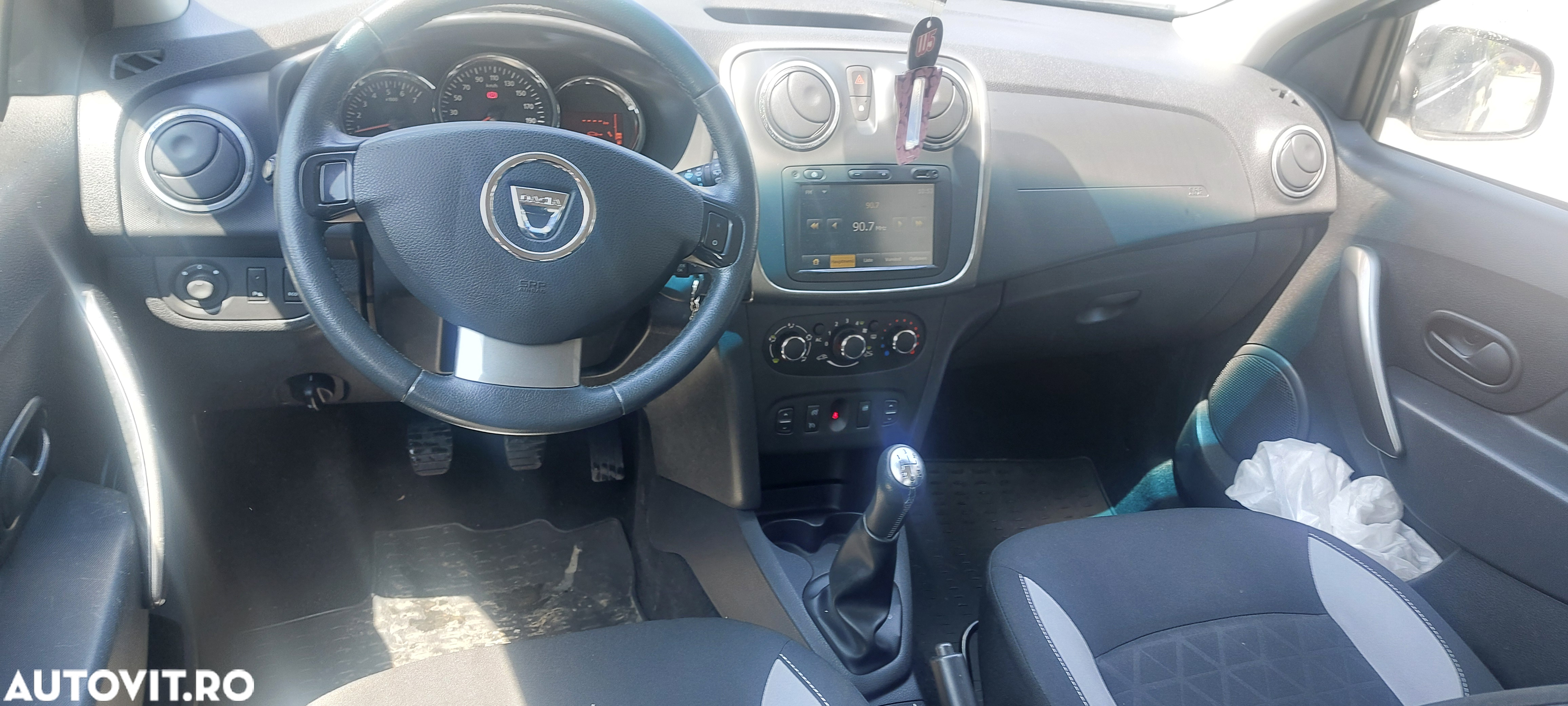 Dacia Sandero Stepway TCe 90 Prestige - 8