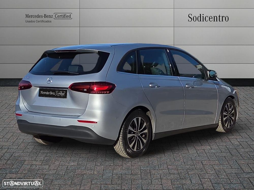 Mercedes-Benz B 180 d - 5
