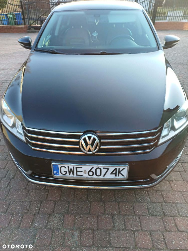 Volkswagen Passat 2.0 TDI Highline DSG - 17