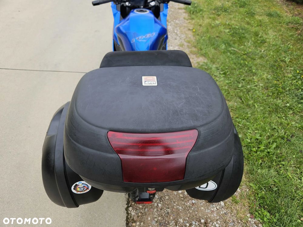 Kawasaki ER - 23
