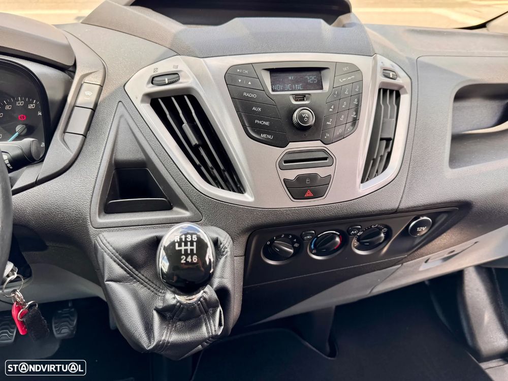 Ford Transit Custom - 13