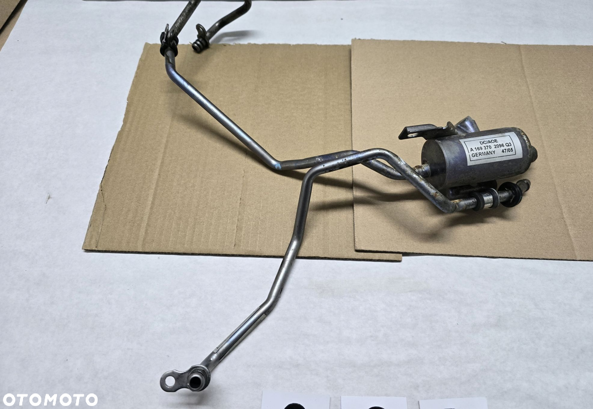 PRZEWÓD CHŁODNICY OLEJU SKRZYNI AUTOMAT Z ZAWOREM MERCEDES W245 A1693702096 - 3