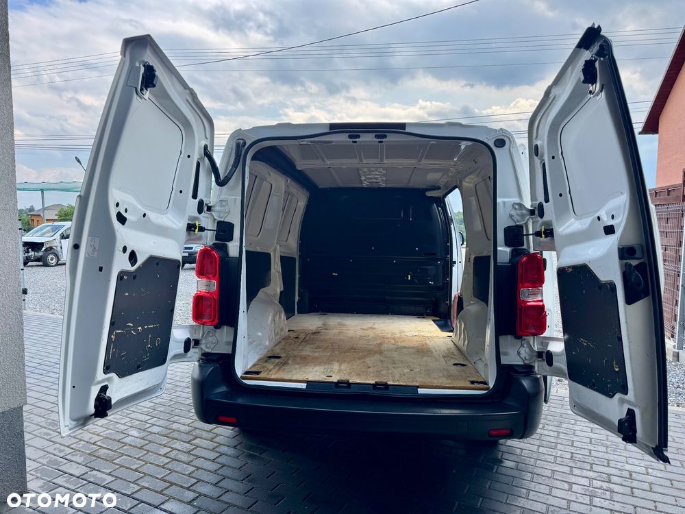 Opel Vivaro - 24