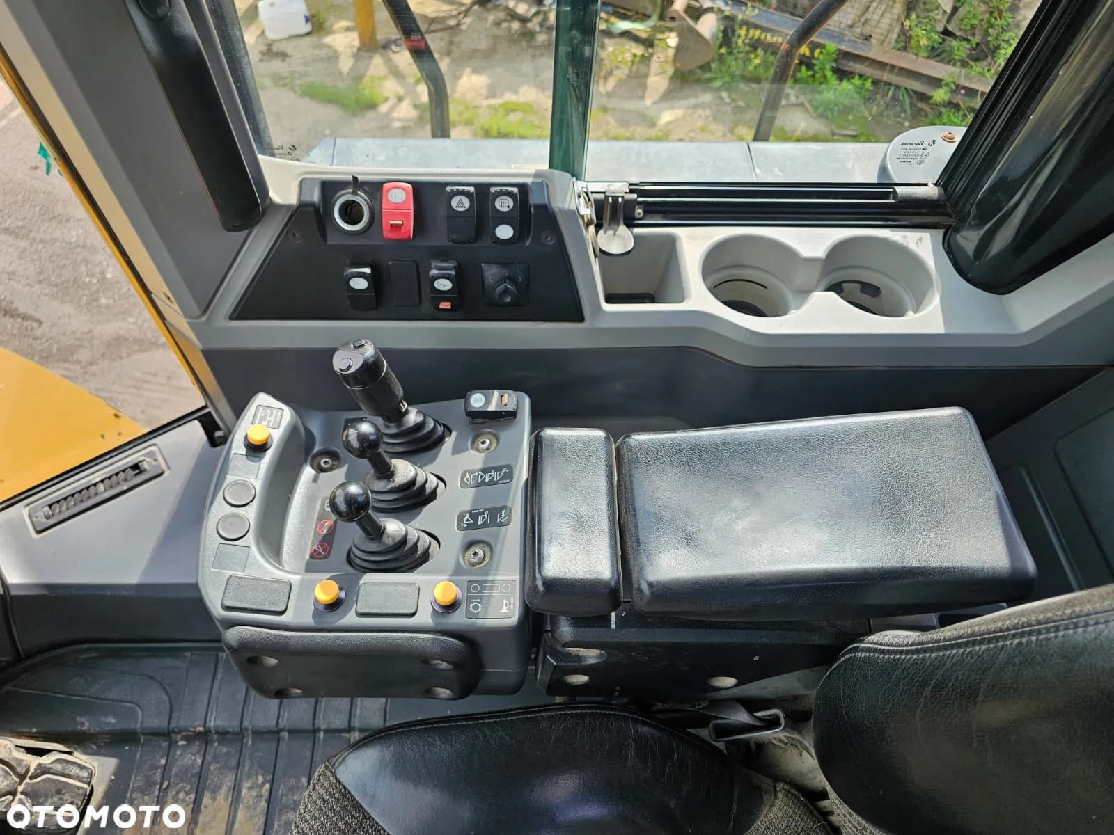 Caterpillar 950M - 25