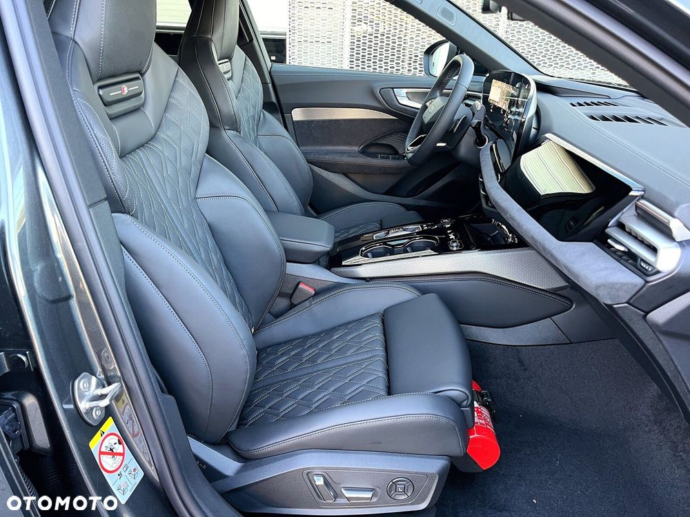 Audi S5 Avant - 17