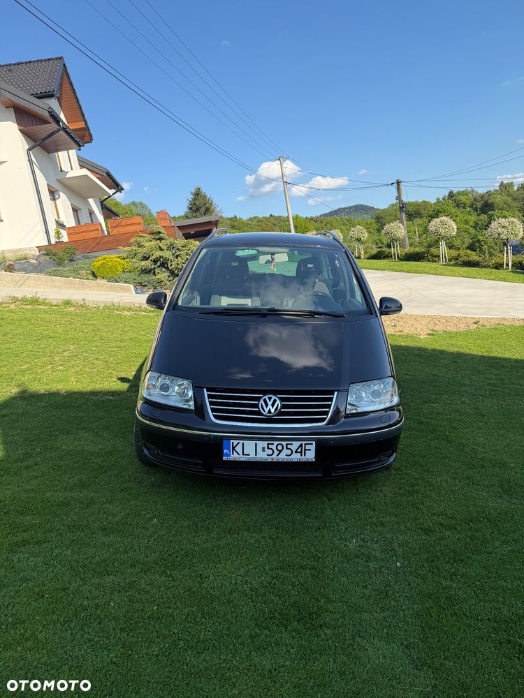 Volkswagen Sharan 1.9 TDI Highline 4Mot - 3