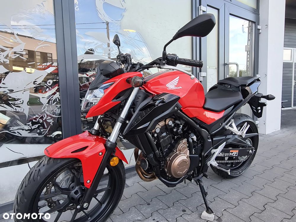Honda CB - 1