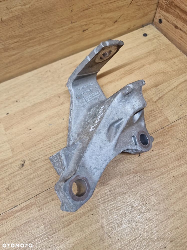 Łapa skrzyni biegów Renault Megane IV