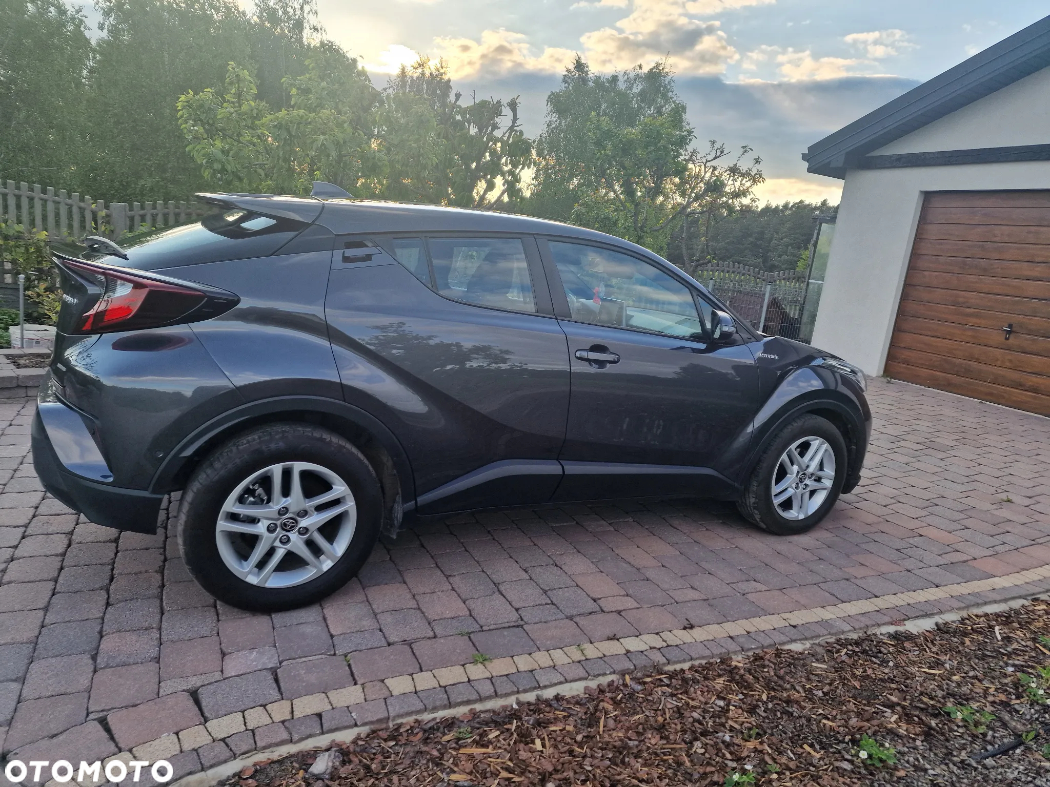 Toyota C-HR 1.8 Hybrid Comfort - 12