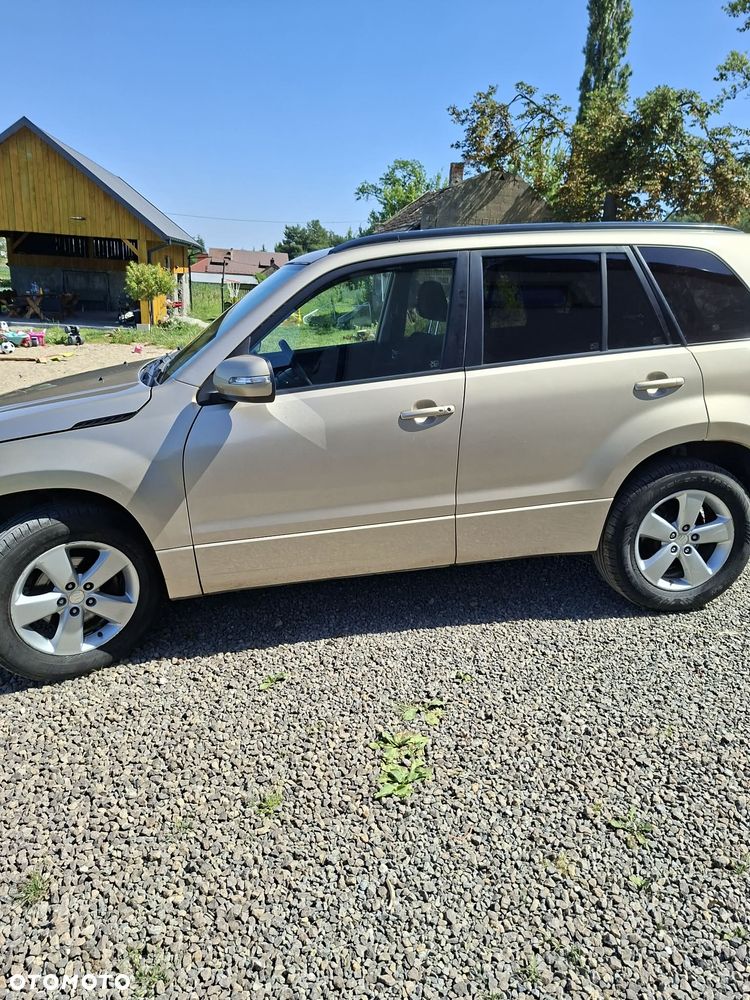 Suzuki Grand Vitara - 4