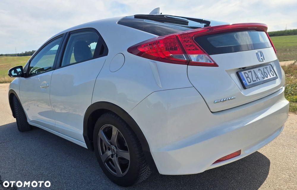Honda Civic 1.6 i-DTEC Executive - 4