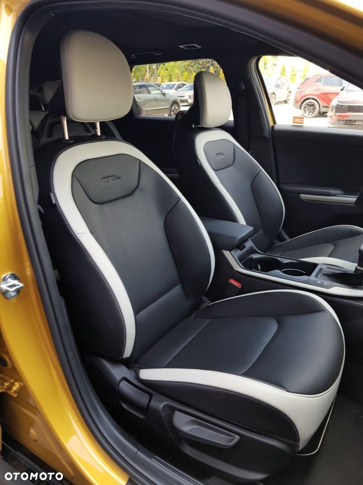 Kia K4 1.6 T-GDI GT Line - 28
