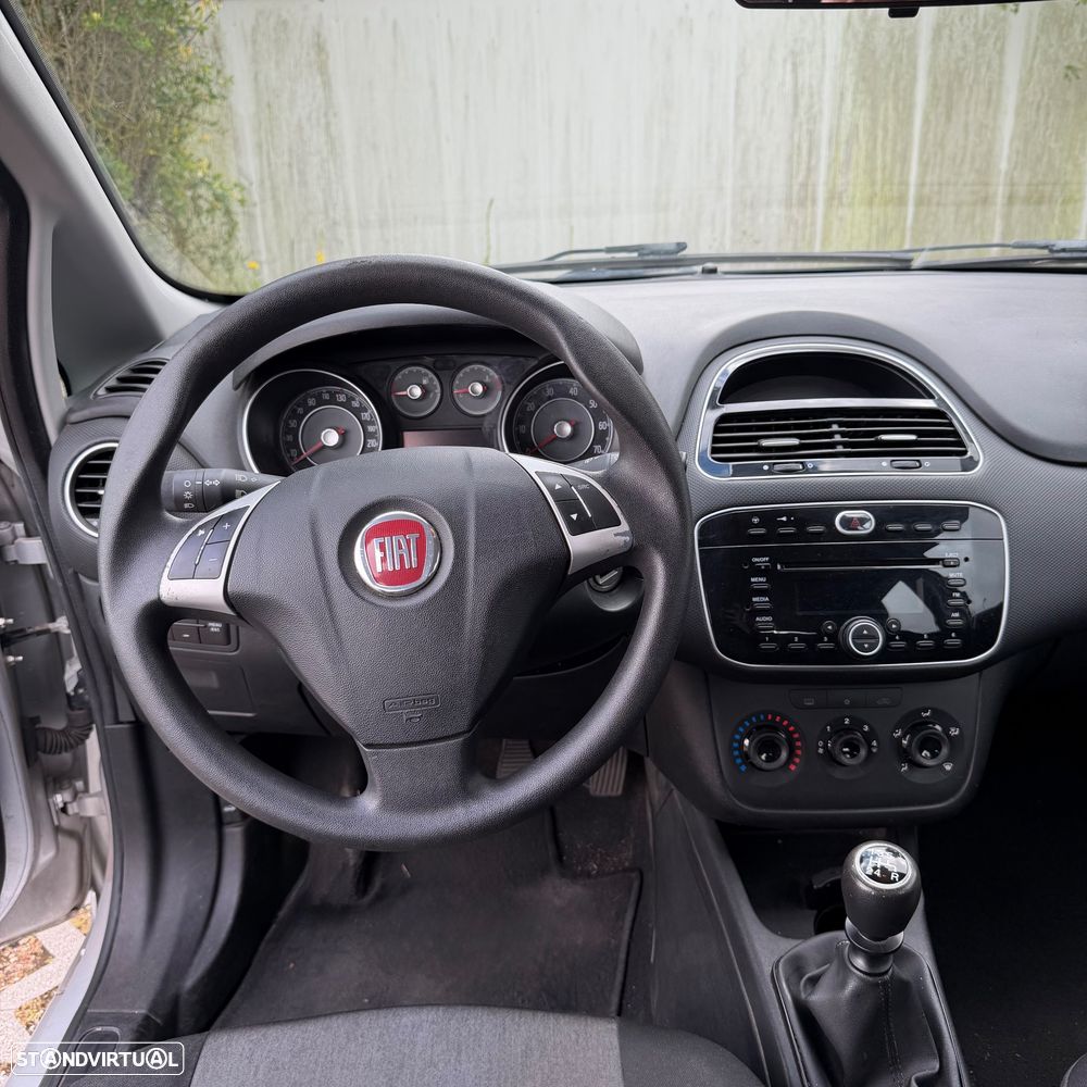 Fiat Punto 1.2 Lounge S&S - 9