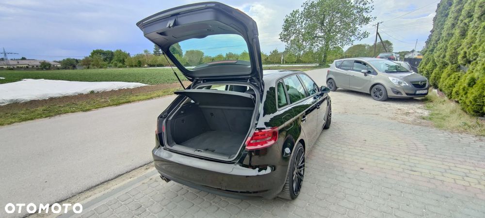 Audi A3 Sportback 2.0 TDI Quattro Attraction - 25