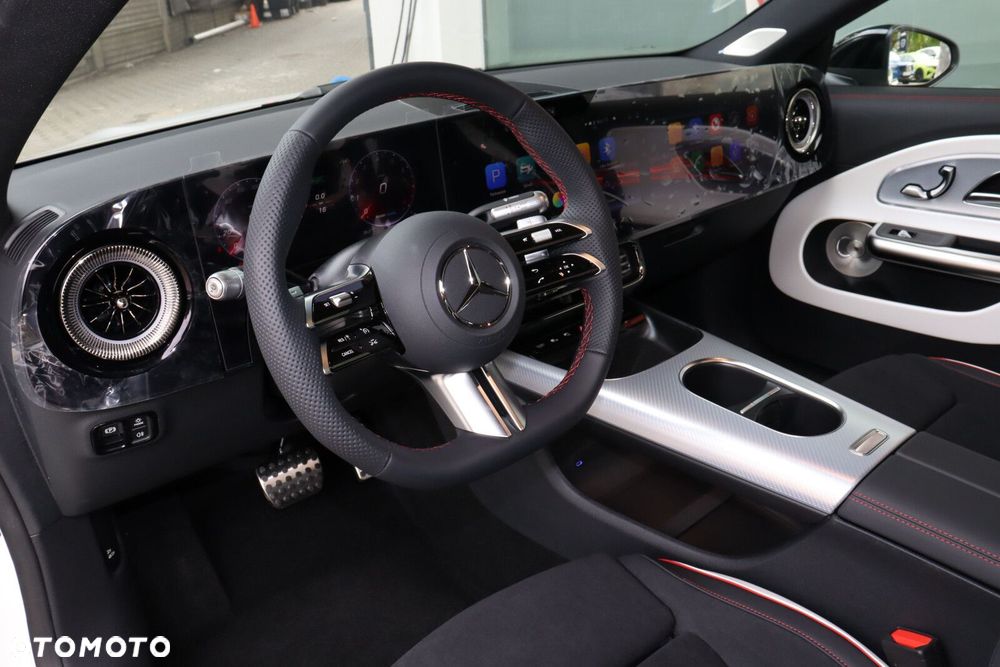 Mercedes-Benz CLA 220 mHEV 4-Matic 8G-DCT - 9