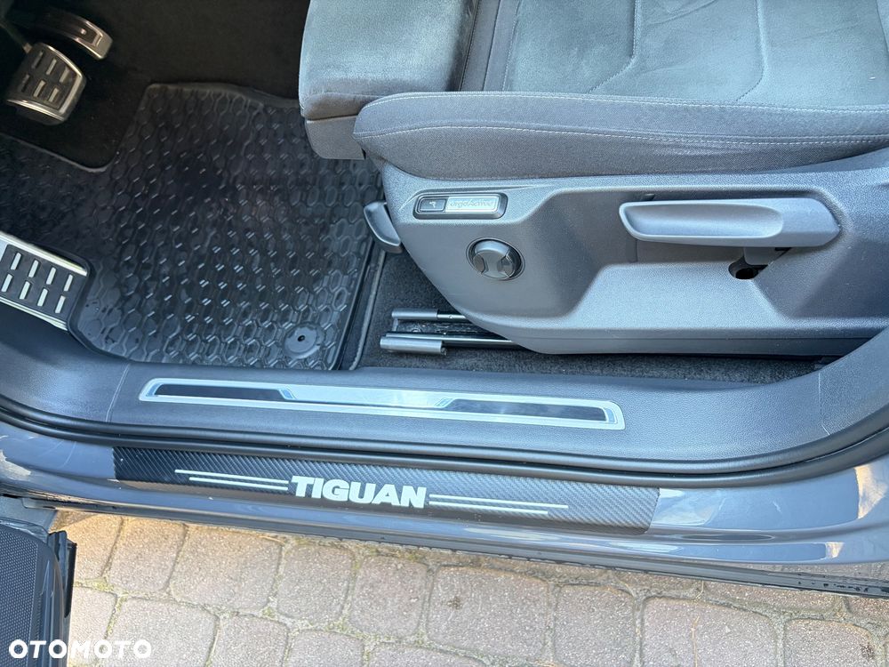 Volkswagen Tiguan - 20