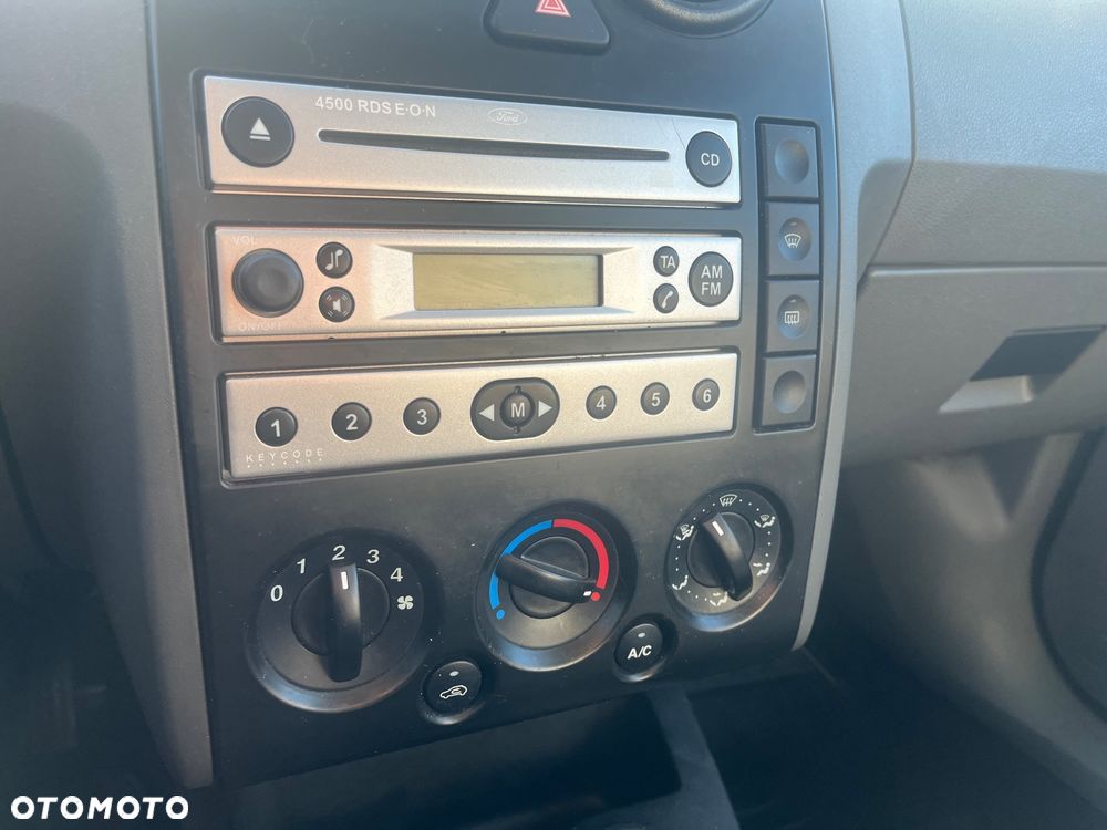 Ford Fusion 1.4 Elegance - 11