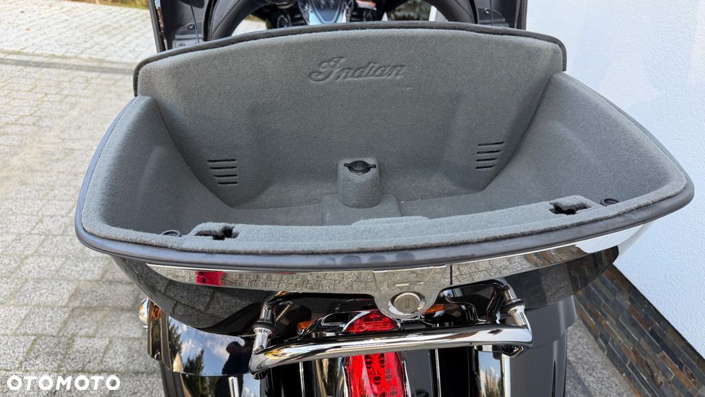 Indian Roadmaster - 21