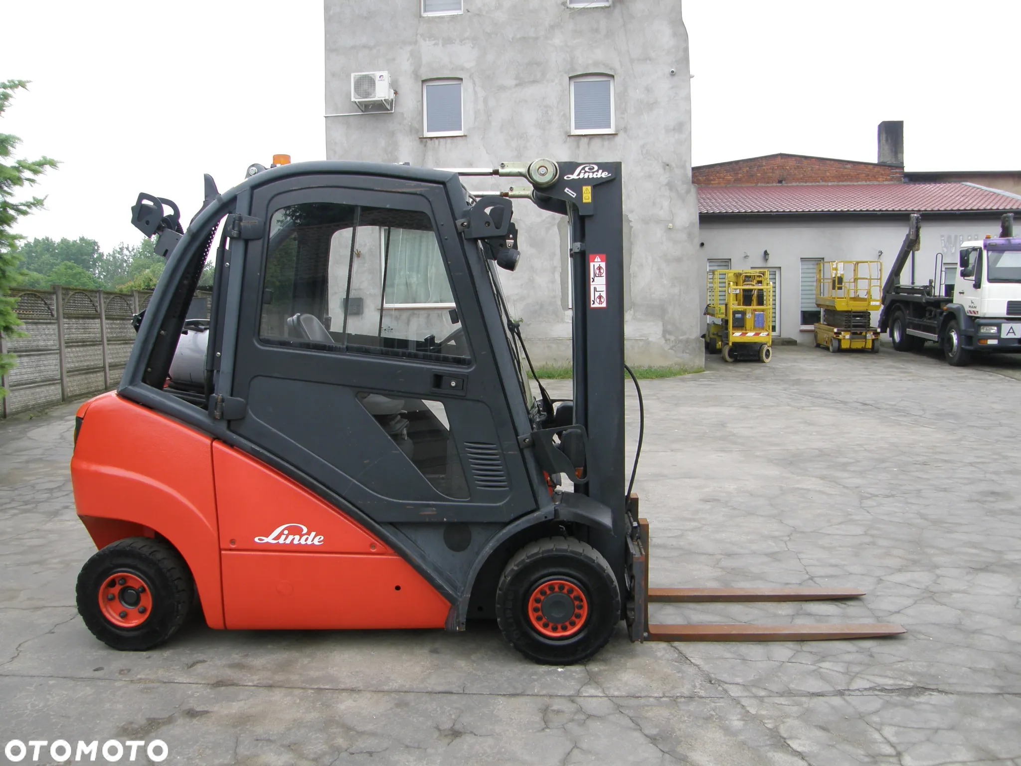 Linde H25T TRIPLEX 4,75m kabina przesuw z Niemiec - 8