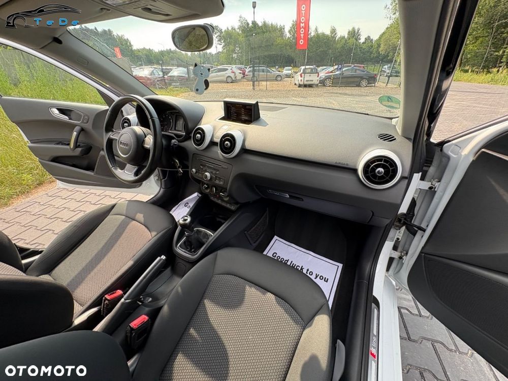 Audi A1 Sportback 1.2 TFSI S line edition m S line Sportpaket - 17