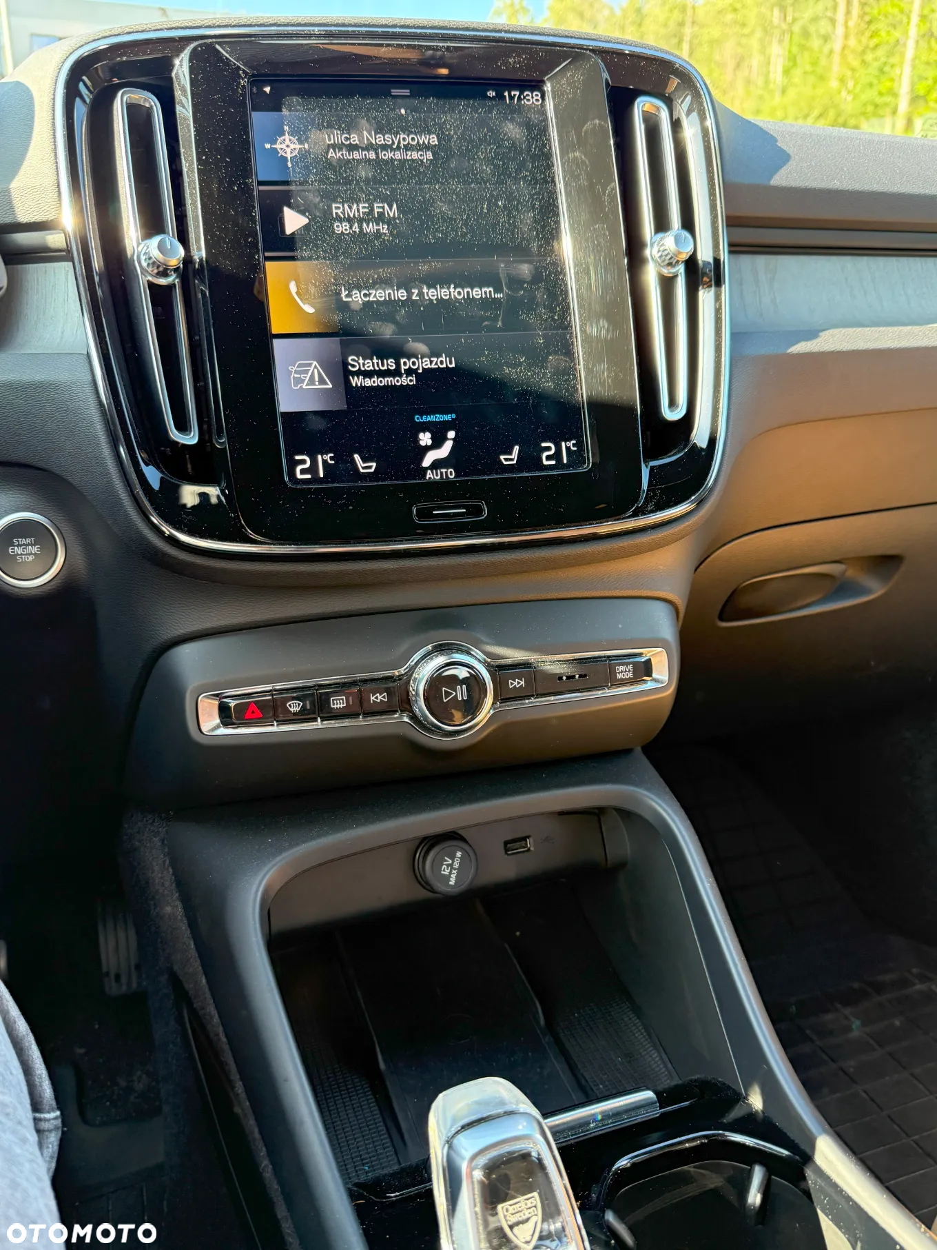 Volvo XC 40 - 18