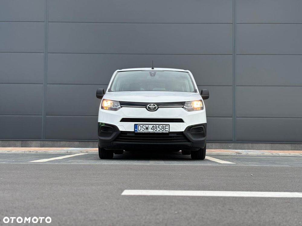Toyota Proace City Verso 1.2 D-4T Business - 20