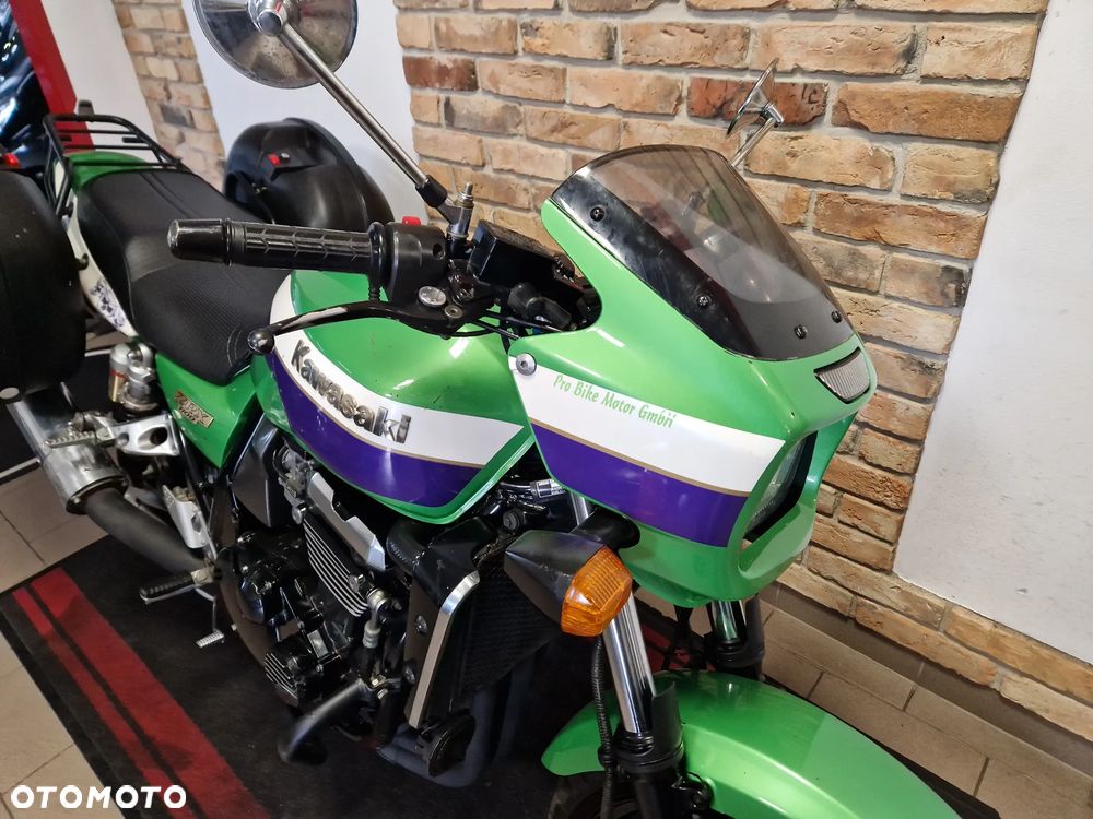 Kawasaki ZRX - 24