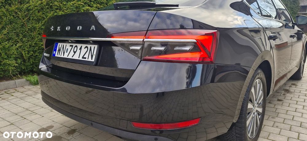 Skoda Superb ver-1-5-tsi-style - 10