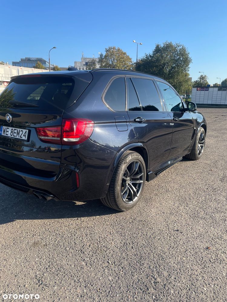 BMW X5 xDrive50i - 7