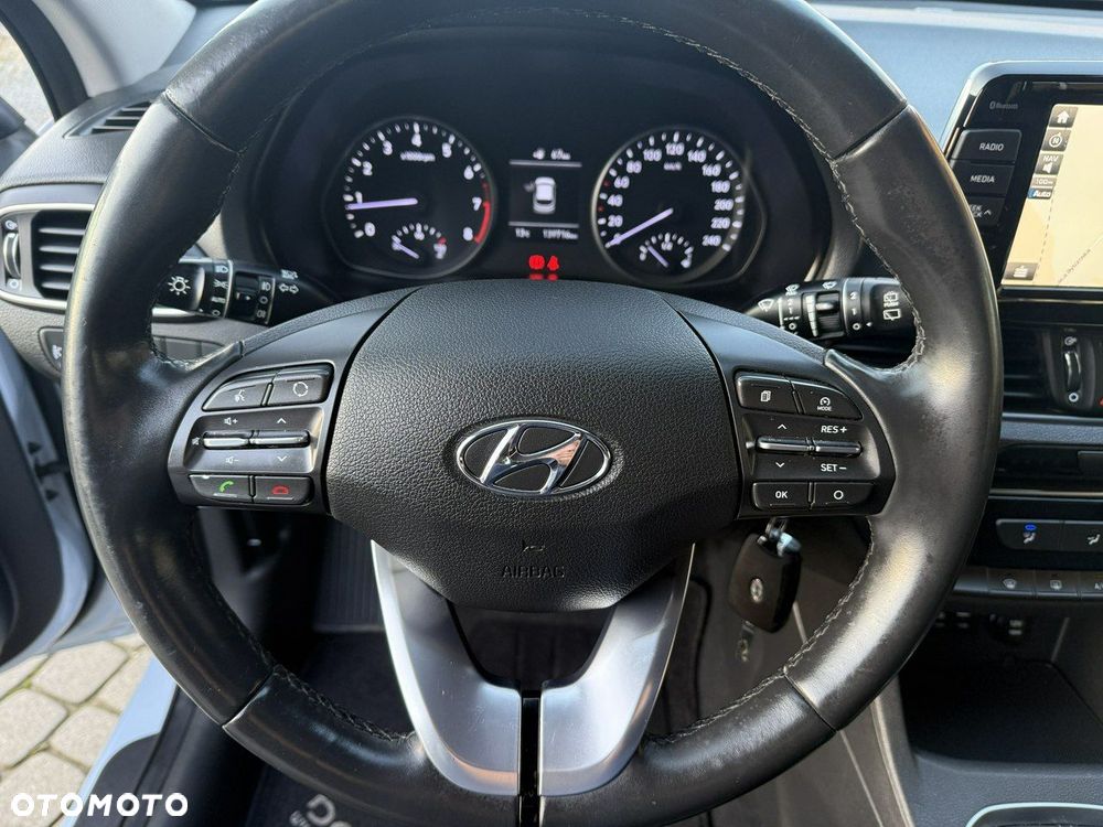 Hyundai i30 1.4 BlueDrive Comfort - 18