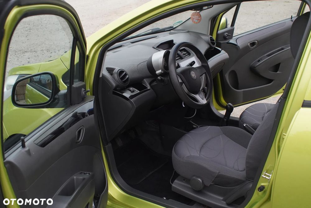 Chevrolet Spark 1.0 EcoLogic LS - 14