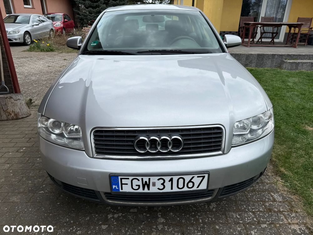 Audi A4 Limousine 2 - 9