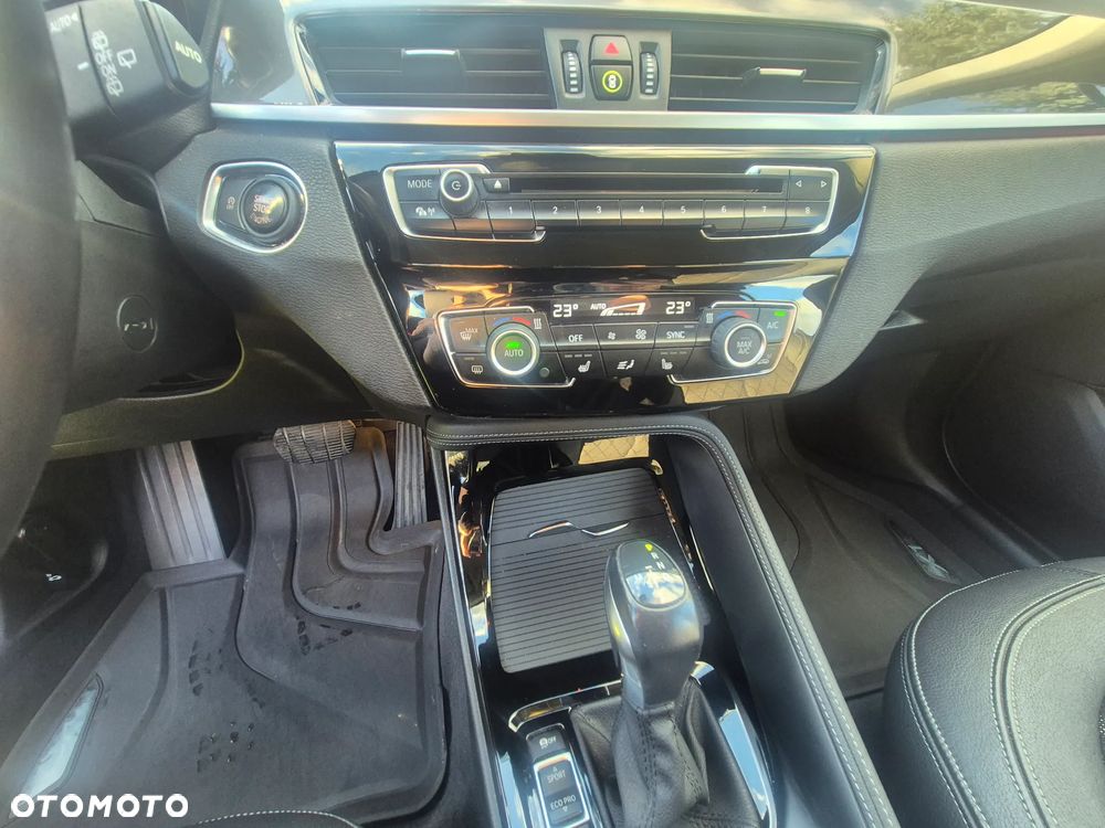 BMW X1 xDrive18d - 29