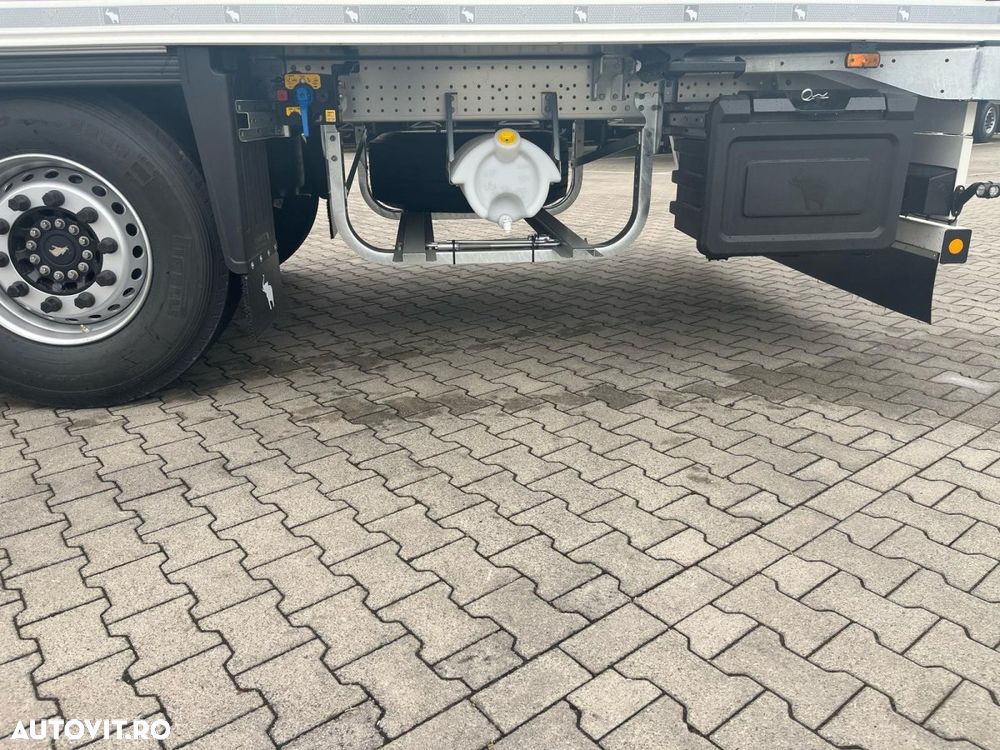 Schmitz Cargobull Thermoking, Carlige, factura externa, 10 unitati disponibile - 10