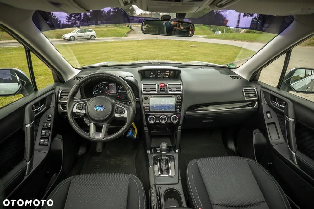 Subaru Forester 2.0D Lineartronic Exclusive - 38