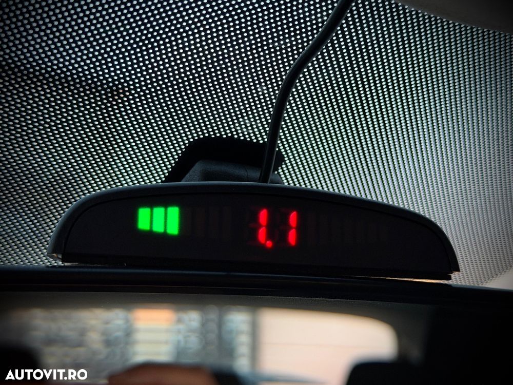 Dacia Sandero Stepway TCe 90 MT6 Essential - 34