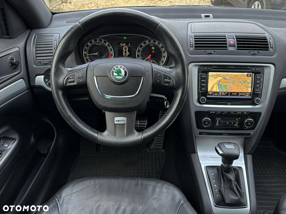 Skoda Octavia 2.0 TDI RS DSG - 29